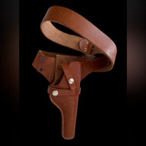 HUNTER CO. #1100 K24 BROWN LEATHER ADJUSTABLE BELT PISTOL REVOLVER HOLSTER
